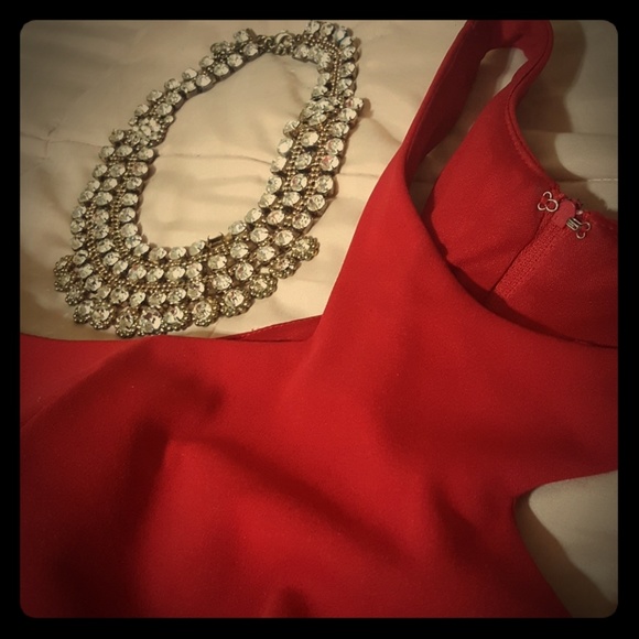 Necklace - Picture 1 of 3